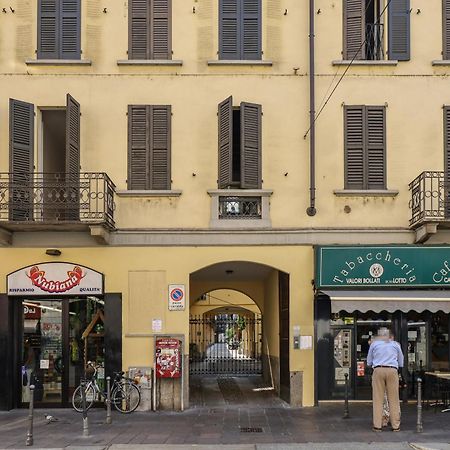 Cozy Loft Navigli, Close To Duomo And Bocconi - Italy Flat Vacation Milão Exterior foto