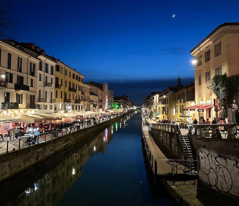 Cozy Loft Navigli, Close To Duomo And Bocconi - Italy Flat Vacation Milão Exterior foto