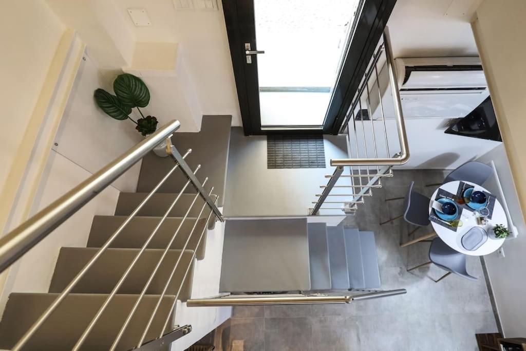 Cozy Loft Navigli, Close To Duomo And Bocconi - Italy Flat Vacation Milão Exterior foto