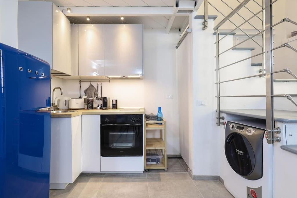Cozy Loft Navigli, Close To Duomo And Bocconi - Italy Flat Vacation Milão Exterior foto