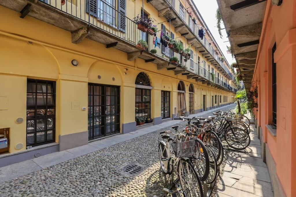 Cozy Loft Navigli, Close To Duomo And Bocconi - Italy Flat Vacation Milão Exterior foto